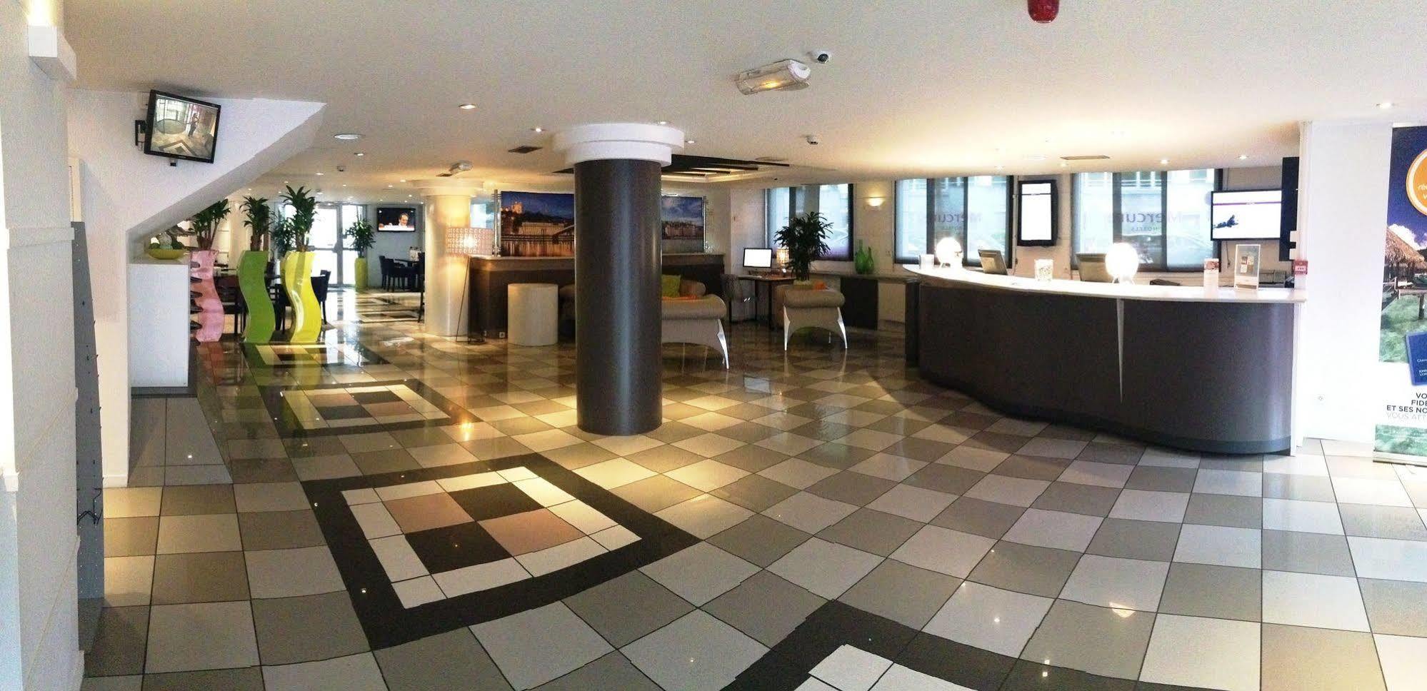เมอร์เคียว ลียง ลูเมียร์ Hotel ภายนอก รูปภาพ
